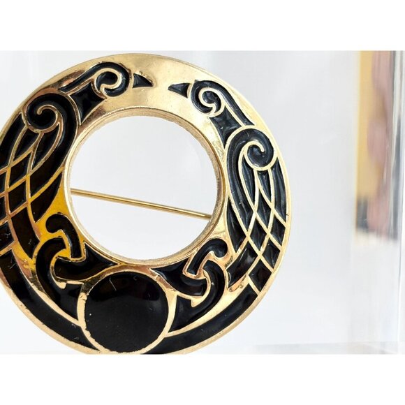 Cloissone Style Celtic Black Enamel XL Gold Toned 90's Vintage Lapel Brooch Pin - Picture 4 of 10